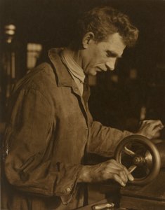 [マシニスト］ 作： Lewis W. Hine