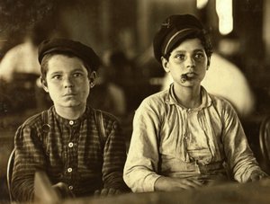 葉巻メーカー、フロリダ州タンパ、1909 作： Lewis Wickes Hine