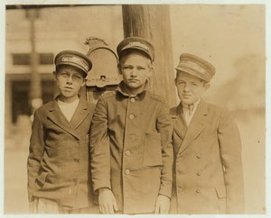 1913年、フロリダ州ジャクソンビルのメッセンジャーボーイ