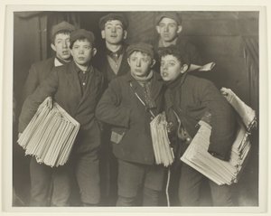 ニューボーイズ、ブルックリン・ブリッジ 作： Lewis Wickes Hine