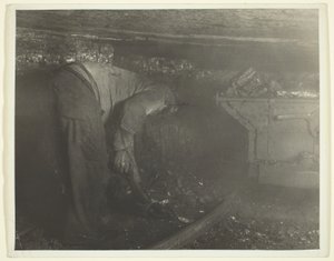 ペンシルベニア炭鉱 作： Lewis Wickes Hine
