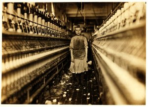スピナー、グローブコットンミル、オーガスタ、ジョージア州、1909 作： Lewis Wickes Hine