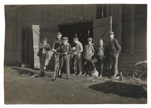  作： Lewis Wickes Hine