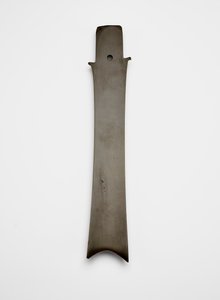 フォークブレード（張璋）、紀元前2000～1700年頃（翡翠、ネフライト 作： Liangzhu culture