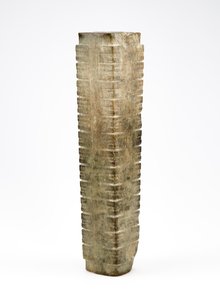 13層チューブ 作： Liangzhu culture