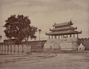 Amerapoora: Ooh-nein Gate of the City 作： Linnaeus Tripe
