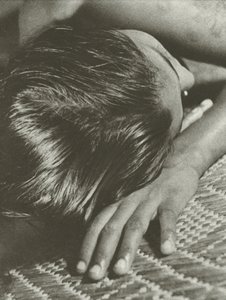 シエスタ（白黒写真） 作： Lionel Wendt