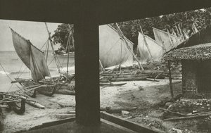 浜辺の窓 (白黒写真) 作： Lionel Wendt