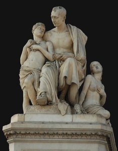 1830〜1850年のフィレンツェのデミドフ広場にあるニコライニキティッチデミドフ伯爵の記念碑