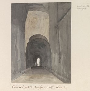Ingang van grot Crypta Neapolitana (of Grotta di Posillipo) aan de kust van Pozzuoli ポッツオーリ近くのパウジリーペ洞窟への入り口 (オブジェクトのタイトル) イタリア、シチリア、マルタの旅 - 1778 (シリーズタイトル) 作： Louis Ducros