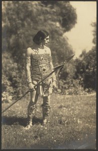 [戦士としてのコスロフ］ 作： Louis Fleckenstein