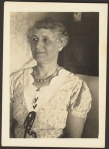 [ある女性の肖像］ 作： Louis Fleckenstein