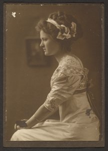  作： Louis Fleckenstein