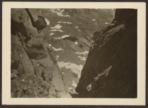 [上空からの谷の風景］ 作： Louis Fleckenstein