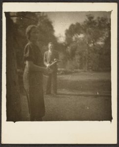 [公園の女と男］ 作： Louis Fleckenstein