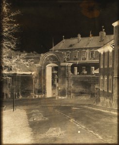 セーヴル工場への玄関口c。 1852 作： Louis Rémy Robert