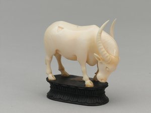 黒人のビショップ、チェスの駒、インド、1820年頃 作： Louis Thomas Bardel