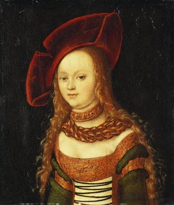 赤い帽子をかぶった緑と金の衣装を身に着けている半分の長さの少女の肖像画