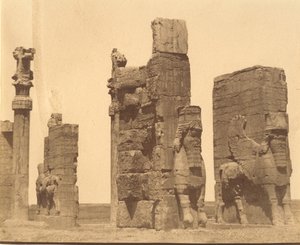 15 [すべての国の門、ペルセポリス、ファールズ]、1840 年代から 60 年代。 作： Luigi Pesce
