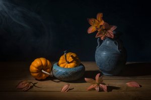 素朴な秋の静物画 作： Lydia Jacobs