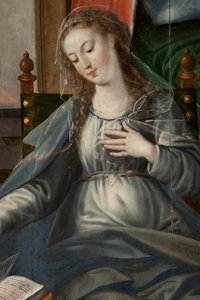 マギの礼拝」トリプティク、右パネル後部、細部、木の上の絵画 作： Maarten de Vos