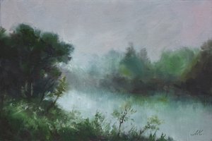 霧の川の風景