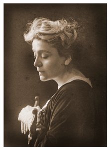 Eleonora Duseの肖像、1910年頃（写真） 作： Mario Nunes Vais