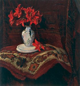 赤いユリの敷物と花瓶、マリオ・プッチーニ（1869-1920）作、キャンバスに油彩、64x59cm。 作： Mario Puccini