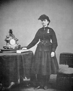 メアリー・エドワード・ウォーカー博士（1832-1919）（モノクロ写真