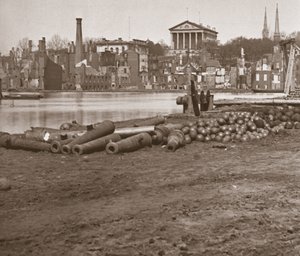 バージニア州リッチモンドの廃墟（モノクロ写真 作： Mathew Brady