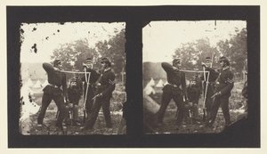無題 [武器を構えるアメリカ兵]、1850～1900年。 作： Mathew Brady