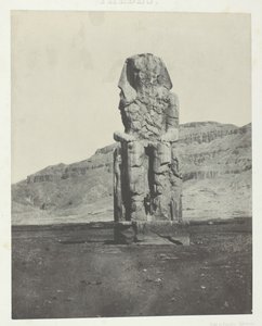 グルナ《アメンホテプ3世のモノリシック・コロッサス》テーベ、184951年、1852年印刷。 作： Maxime Du Camp
