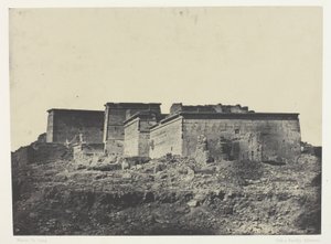 フィロエのイシス大神殿、北からの全景；ヌビア、アルバム「エジプト、ヌビエ、パレスチナ、シリア」（1852年）より、プレート80 作： Maxime Du Camp