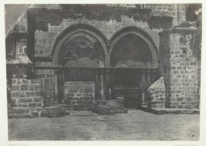 エルサレム, Lower Arcades Of The Church Of The Holy Sepulchre, Palestine, 184951, 1852年に印刷された。 作： Maxime Du Camp