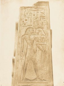 カルナック宮殿の花崗岩の聖域の柱 ファラオを表す浅いレリーフ...1849-50年 作： Maxime Du Camp
