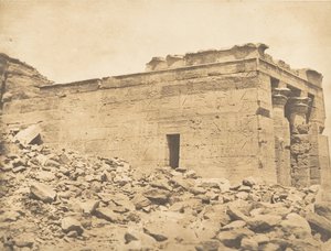 1850年4月7日、北回帰線上にあるダンドゥール神殿のプロナオスの眺め。 作： Maxime Du Camp