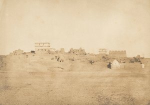 テーベのルクソール村の一部の眺め、1849～50年。 作： Maxime Du Camp