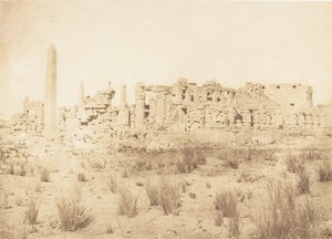カルナック宮殿跡の全景（北側から撮影、1849-50年）。 作： Maxime Du Camp