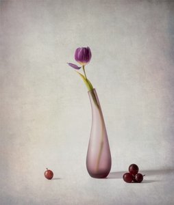  作： 