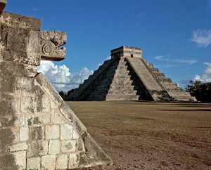 大舞踏会とキャスティロ、750～1200年 作： Mayan