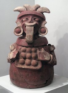 葬祭用骨壷 ラ・ラグニータ 古典期前期、西暦250～550年頃（陶製 作： Mayan Mayan
