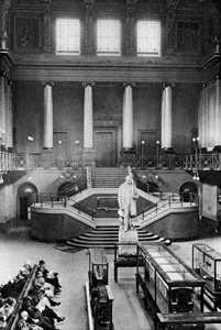 セントラルホール、ユーストン駅、ロンドン、1926-1927。