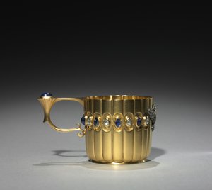 ミニチュアカップ、ピーターカールファベルジェ（1846-1920）の会社、1896年以前（ゴールド、ダイヤモンド、サファイア） 作： Michael Evlampievich Perkhin