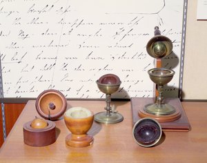 ファラデーの球状コンデンサー、1837年頃（ミクストメディア） 作： Michael Faraday