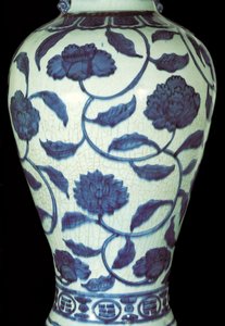 青白大型花瓶 貞観時代 作： Ming Dynasty Chinese School