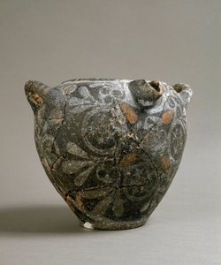 ギリシャ美術：カマレス様式の陶器の壺。クノッソス出土。紀元前1900-1700年。Heraklion, Archeological Museum 作： Minoan