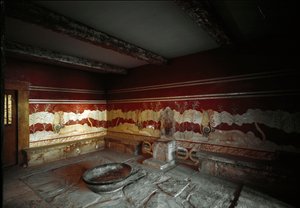 ミノア文明：クノッソス(Knossos)のミノス王の宮殿の王座の間の様子。