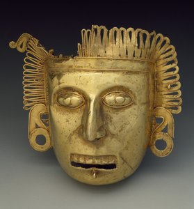 胸筋マスケット、後古典期、1350〜1521年頃（金） 作： Mixtec Mixtec
