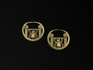 鼻ピアスのペア 作： Moche Moche