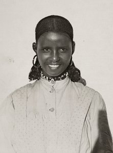 ファシズムの時代に帝国を築く。アビシニアンの少女 1936年09月05日（モノクロ写真